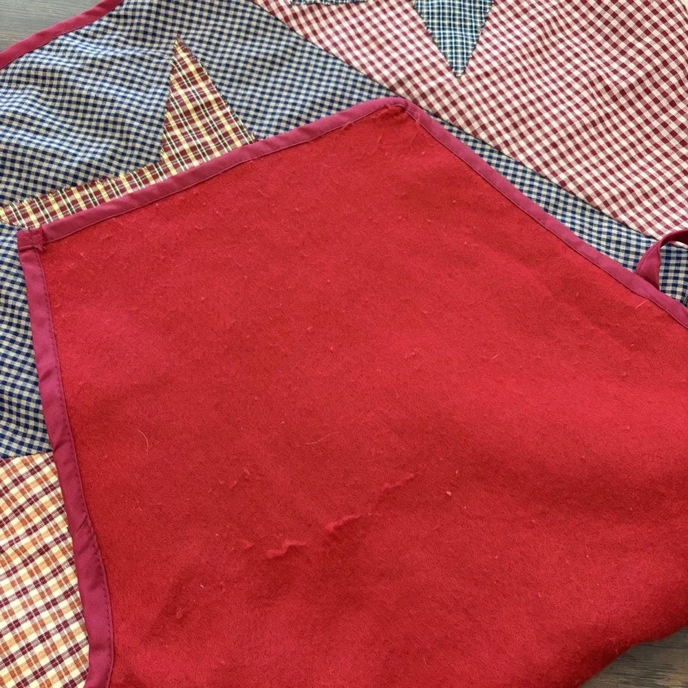 Vintage 1990s Primitive Country Christmas Tree Skirt 48